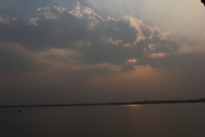 A sunset at Sundarbans - spotlight from the heavens